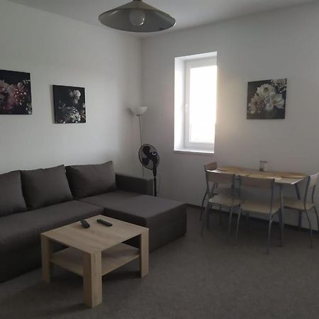 Apartman 10 Zupanovice Exterior photo